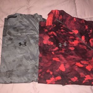 2 men’s Under Armour t shirts